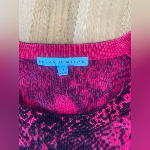 Antonio Melani CASHMERE sweater-NWOT - Picture 3 of 10